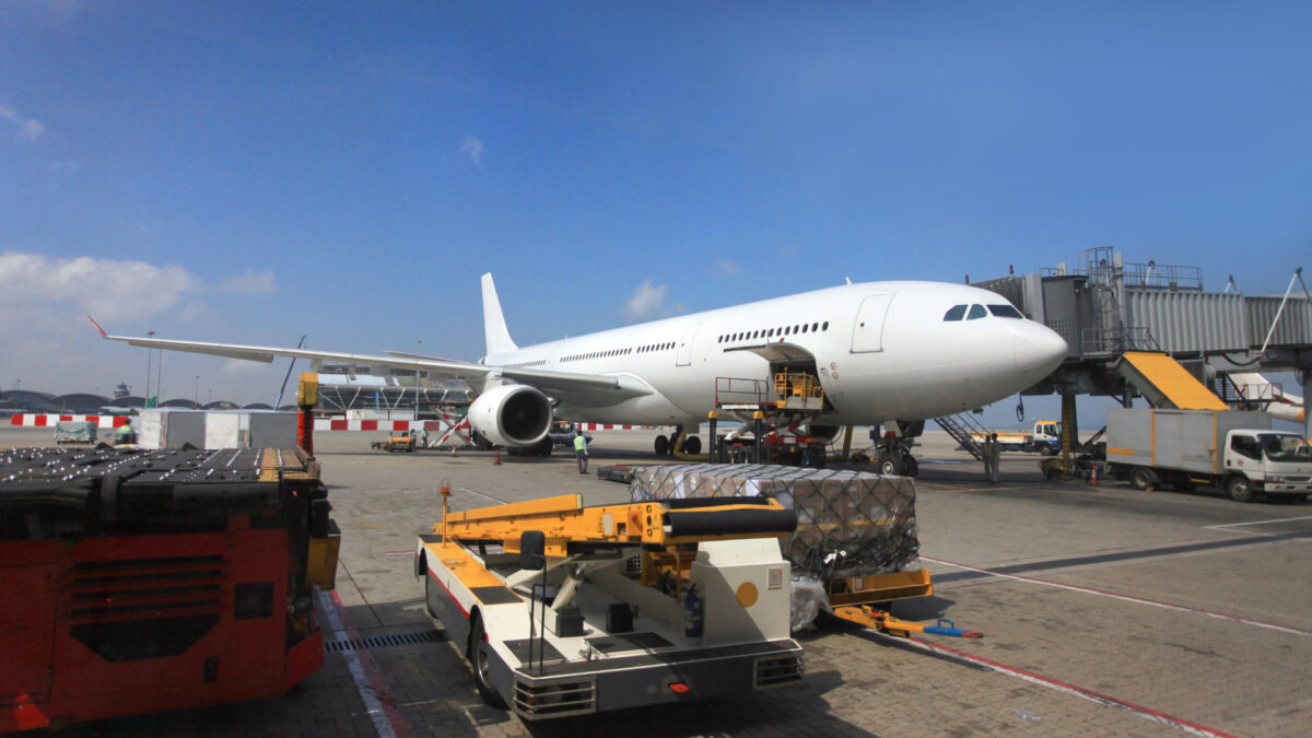 Effiziente und sichere Luftfrachttransporte von Gefahrgut nach Peru