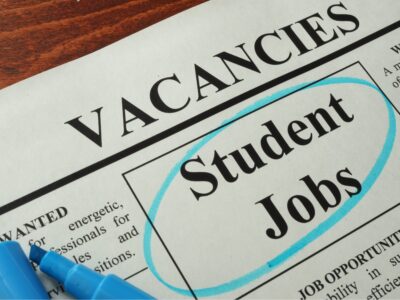 Jobs für 14 Jährige: Alles, was du über Ferienjobs, Nebenjobs und Schülerjobs ab 14 Jahren wissen musst
