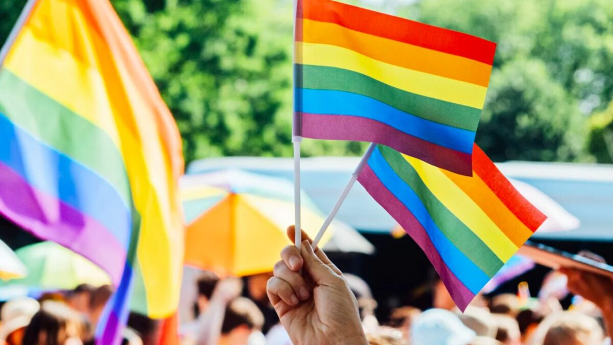 Marken überdenken Pride-Monats-Kampagnen nach prominenten Fehltritten