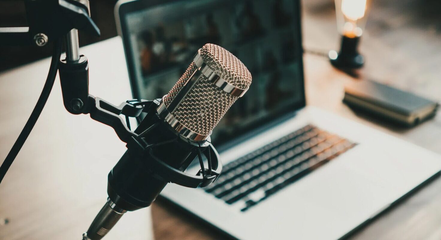 Die inspirierende Reise von Karin Teigl: Ein Blick auf die Welt der Influencerin und des Podcasting