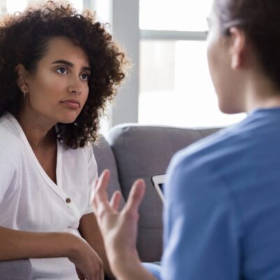 Die Weisheit mit Löffeln gefressen Ursprung, Bedeutung und Verwendung