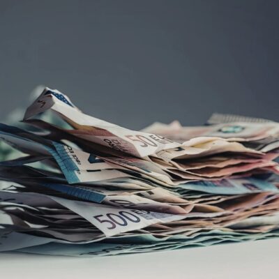 Wie viel Geld hat Papaplatte